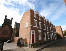 3 bed town house to rent Chester