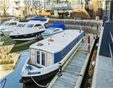 2 bed houseboat for sale