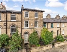 4 bed terraced house for sale Saltaire