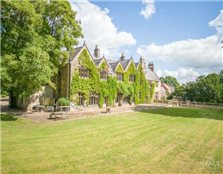 6 bedroom country house  for sale
