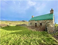 3 bed country house for sale
