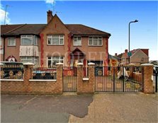8 bed end terrace house for sale