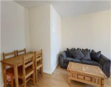 2 bedroom flat to rent Elm Park