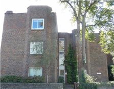 2 bedroom flat to rent Newnham Croft