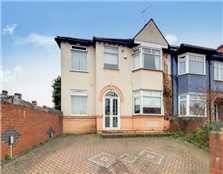 4 bedroom semi-detached house  for sale Southend