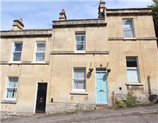 2 bed terraced house for sale Kingsmead