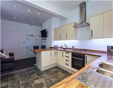 6 bed terraced house to rent Sherwood Rise