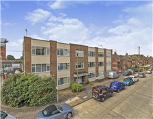 2 bed flat for sale Durrington-on-Sea Sta