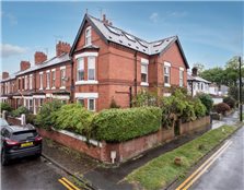 4 bed end terrace house for sale Newtown