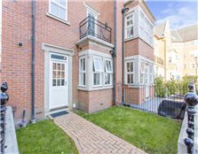 4 bed town house for sale Brandling Village