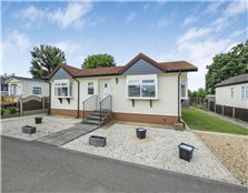 2 bed mobile/park home for sale Abbots Langley