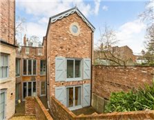 3 bedroom town house  for sale Bowdon