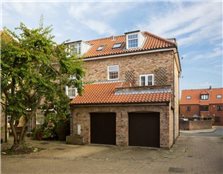 2 bedroom mews house  for sale York