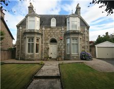 4 bed town house for sale Huntly