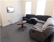 3 bed flat to rent Edge Hill