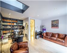 4 bed terraced house for sale Barbican