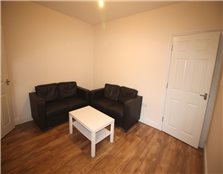 2 bed flat to rent Arthur's Hill